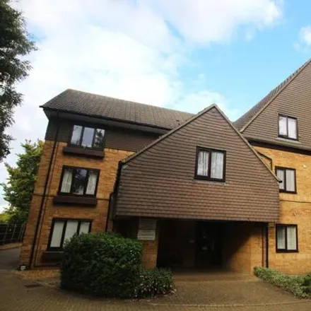 Buy this 1 bed apartment on Brooklyn Court in Cherry Hinton Road, Cambridge