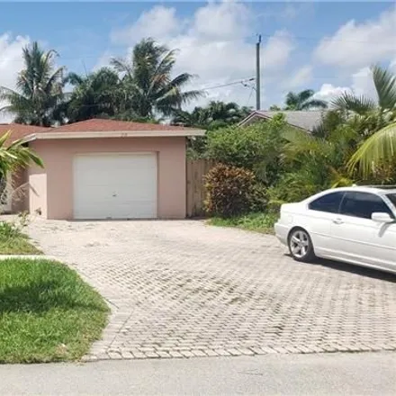 Rent this 5 bed house on 98 Seminole Lane in Boca Raton, FL 33487