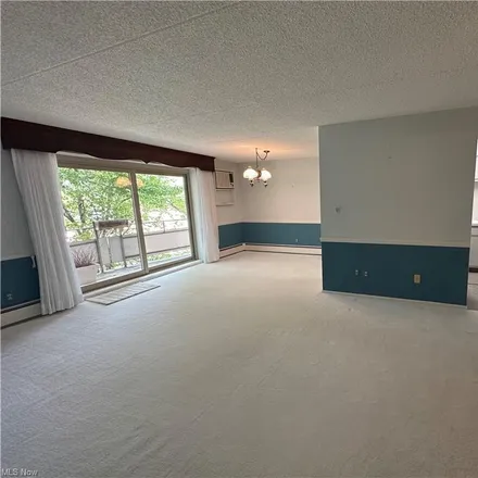 Image 7 - 521 Tollis Parkway, Broadview Heights, OH 44147, USA - Condo for sale