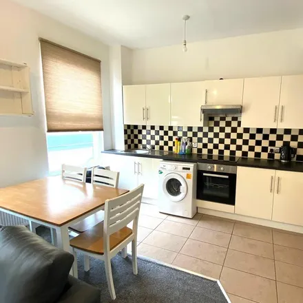Rent this 3 bed apartment on 620 Roman Road in Old Ford, London