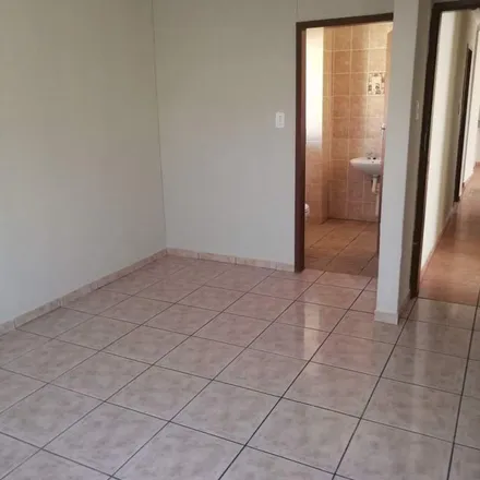 Rent this 3 bed apartment on Africa Street in Davidsonville, Roodepoort