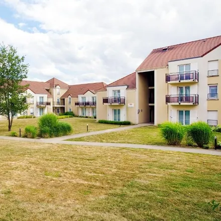 Rent this 3 bed apartment on 4 Avenue de Montmorency in 95700 Roissy-en-France, France