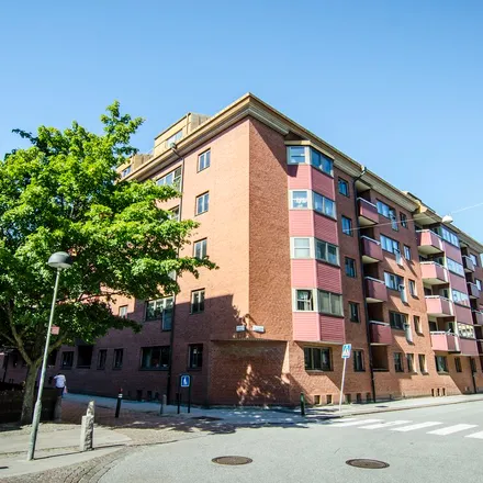 Rent this 4 bed apartment on Stora Kvarngatan in 211 29 Malmo, Sweden