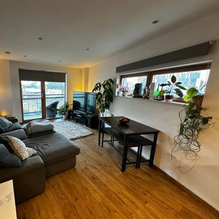 Rent this 2 bed apartment on East Bank in Marsh Lane, Leeds