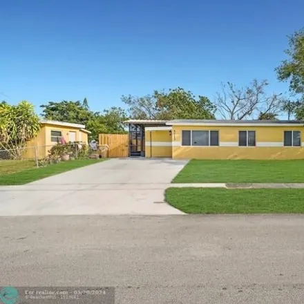 Rent this 3 bed house on 5711 Sw 38th St in Davie, Florida