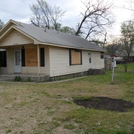 Image 3 - 301 South 5th Street, Humboldt, Allen County, KS 66748, USA - House for sale