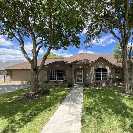 Rent this 3 bed house on 1604 Canyon Oak in Schertz, TX 78154