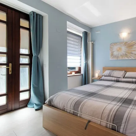 Rent this 1 bed apartment on Castro (stabilimento Lucchini) in Via Giuseppe Garibaldi, 24063 Castro BG