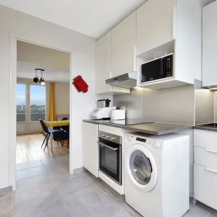 Image 4 - Villeurbanne, Bonnevay, ARA, FR - Apartment for rent