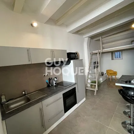 Rent this 1 bed apartment on 43 Quai de rive neuve in 13007 Marseille, France