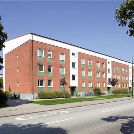 Rent this 1 bed apartment on Stenkulaskolan in Östra Farmvägen, 212 14 Malmo