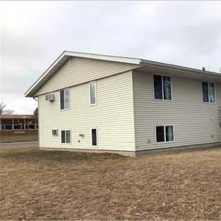 Image 4 - 5th Avenue North, Isle, Mille Lacs County, MN 56342, USA - House for sale