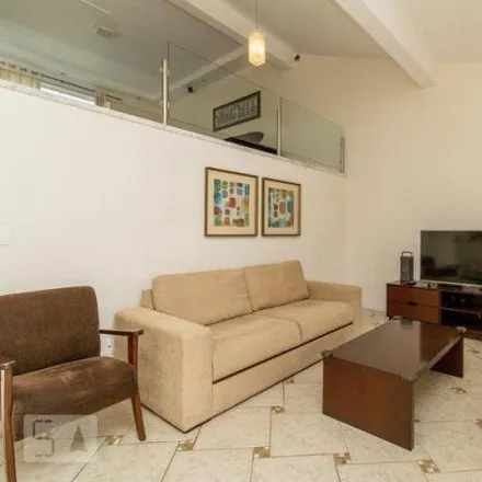 Rent this 4 bed house on Rua Formosa 332 in Jardim Guanabara, Rio de Janeiro - RJ