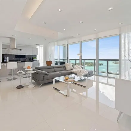 Image 7 - 6881 Collins Avenue, Atlantic Heights, Miami Beach, FL 33141, USA - Apartment for rent