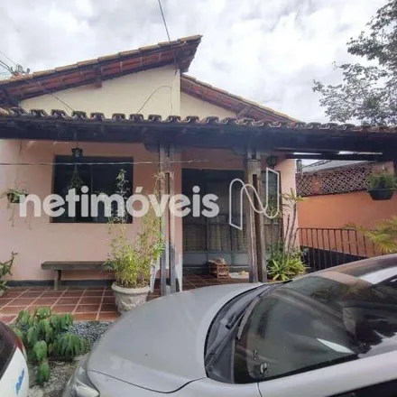 Buy this 5 bed house on Posto de Saude Pompeia in Rua Leopoldo Gomes, Pompeia