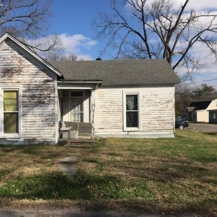 Rent this 2 bed house on 214 West Winchester Street in Gallatin, TN 37066