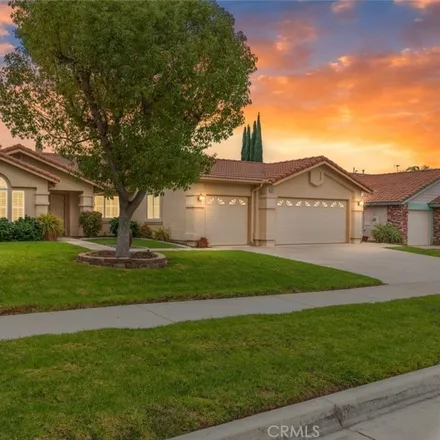 Buy this 4 bed house on 810 Sugar Maple Lane in Corona, CA 92881