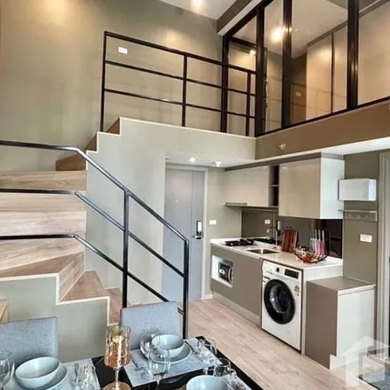 Rent this 2 bed apartment on LPG Station in Rama IX Road, Huai Khwang District