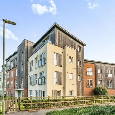 Buy this 2 bed apartment on 35 Brunswick Place in Hounsdown, SO40 8AJ