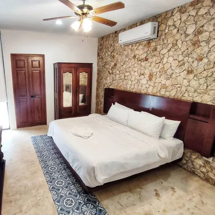 Rent this 7 bed house on Mérida