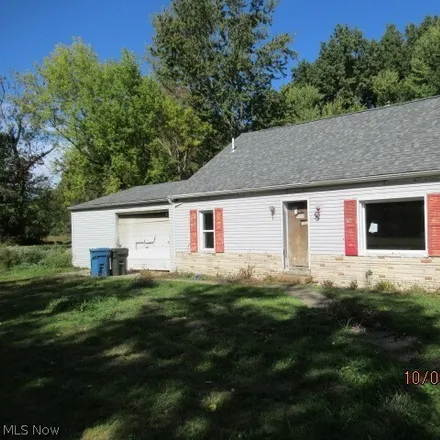 Buy this 3 bed house on 3827 Bushey Avenue in Norton, OH 44203