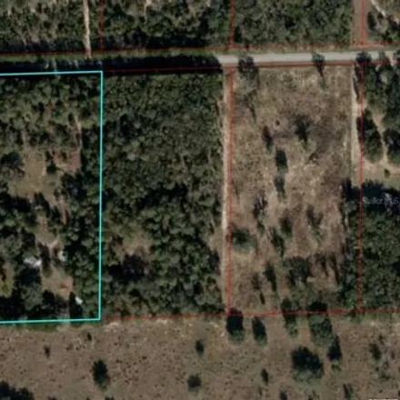 Image 2 - 7570 Northeast 138th Lane, Levy County, FL 32669, USA - House for sale
