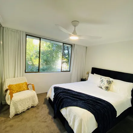 Image 9 - Copacabana Apartments, 24 Hamilton Avenue, Surfers Paradise QLD 4217, Australia - Apartment for rent