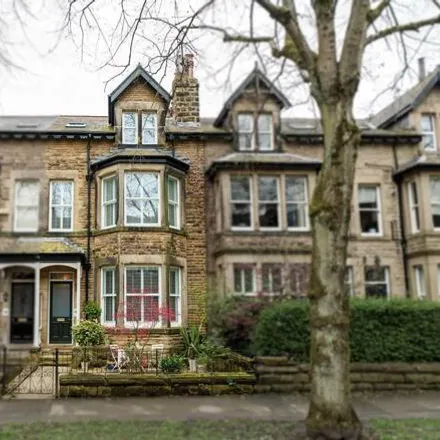 Buy this 5 bed townhouse on West End Avenue in Harrogate, HG2 9BZ