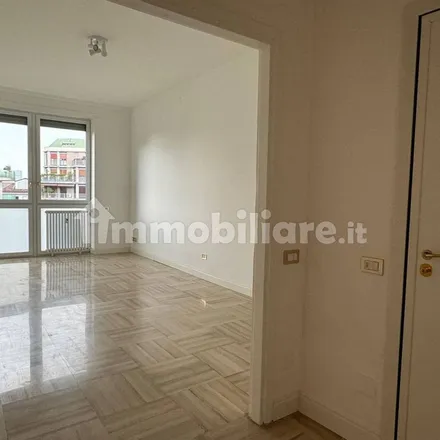 Image 3 - Viale Luigi Majno 18, 20219 Milan MI, Italy - Apartment for rent