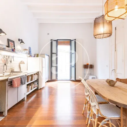 Rent this 7 bed apartment on Mateo Arquitectura in Carrer Teodor Roviralta, 39