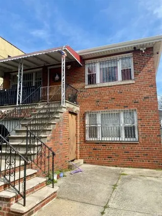 Rent this 1 bed house on 1680 Hutchinson River Parkway East in New York, NY 10461