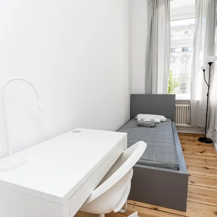 Rent this 8 bed room on Biebricher Straße 15 in 12053 Berlin, Germany