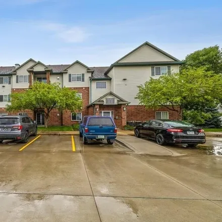 Image 2 - 8750 EP True Parkway, West Des Moines, IA 50266, USA - Condo for sale