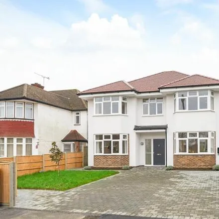 Buy this 5 bed house on Langley Oaks Avenue in London, CR2 8DL