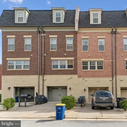 Image 2 - 854 Regents Sq Unit 342, Oxon Hill, Maryland, 20745 - Townhouse for sale