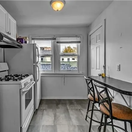 Image 2 - 41 Mariner Street, Buffalo, NY 14201, USA - Apartment for rent