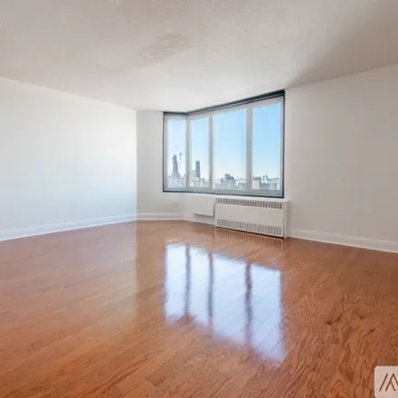 Rent this 3 bed apartment on 3335 Broadway