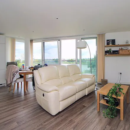 Rent this 2 bed apartment on Nature View Apartments in Woodberry Grove, London