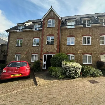 Rent this 2 bed apartment on unnamed road in Hertingfordbury, SG14 1LD