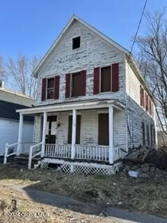 Image 1 - 853 Emmett Street, City of Schenectady, NY 12307, USA - House for sale