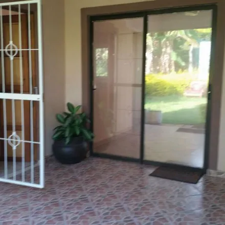 Image 3 - Park Station Road, Kenville, Durban North, 4051, South Africa - Apartment for rent