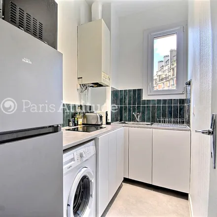 Image 6 - 6 Rue Desnouettes, 75015 Paris, France - Apartment for rent