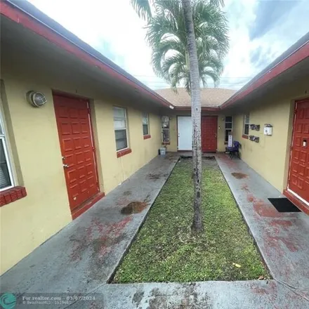 Image 6 - Northwest 31st Avenue, Lauderdale Lakes, FL 33309, USA - House for sale