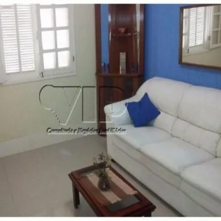 Buy this 4 bed house on Coral padaria e restaurante in Rua Jorge Lóssio 741, Centro