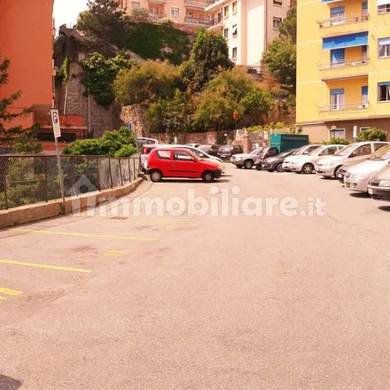 Image 2 - Via Ausonia 10b, 16135 Genoa Genoa, Italy - Apartment for rent