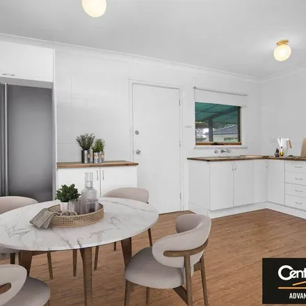 Image 5 - Vancouver Avenue, Toongabbie NSW 2146, Australia - Apartment for rent