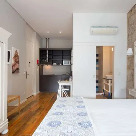 Rent this 1 bed apartment on Entropia in Rua dos Mártires da Liberdade 130, Porto