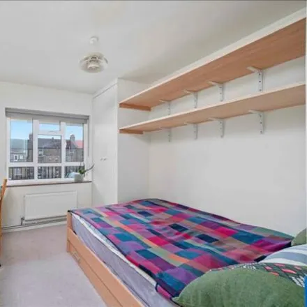 Image 5 - Buckley Court, Buckley Road, London, NW6 7ND, United Kingdom - Apartment for sale