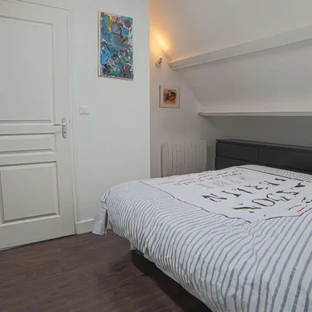 Image 1 - 100 Rue de la République, 76000 Rouen, France - Apartment for rent