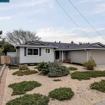 Buy this 3 bed house on 2878 Draper Avenue in Tara Hills, Contra Costa County